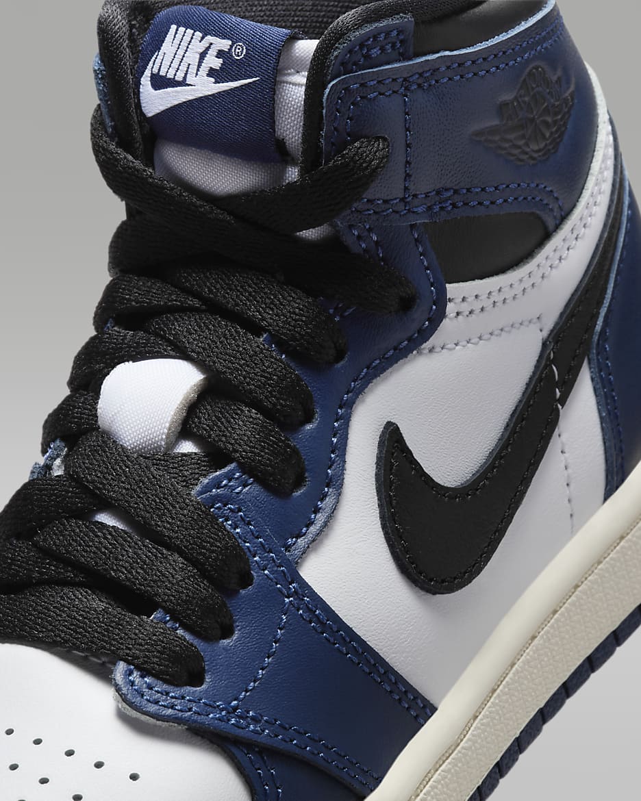 Jordan 1 Retro High OG Midnight Navy Little Kids Shoes. Nike